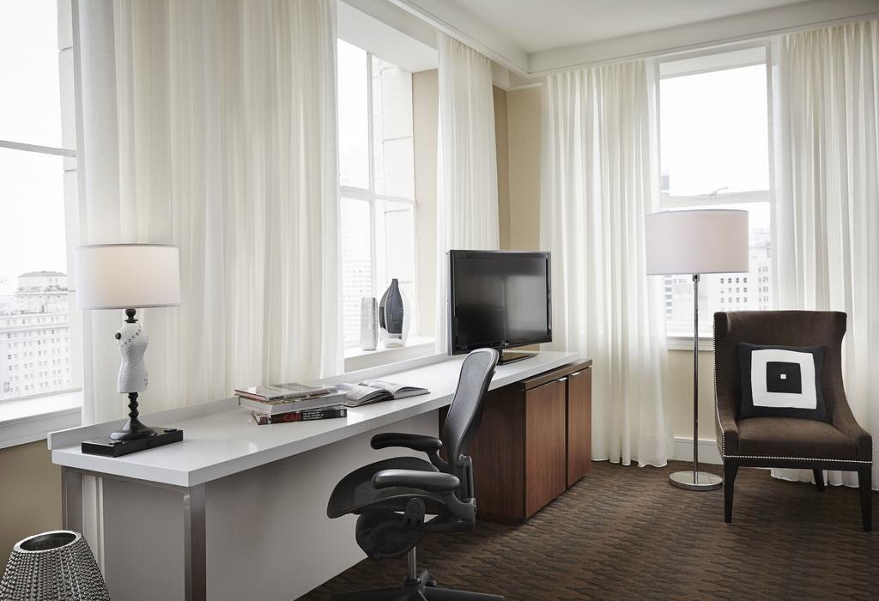 Renaissance New Orleans Pere Marquette French Quarter Area Hotel מראה חיצוני תמונה