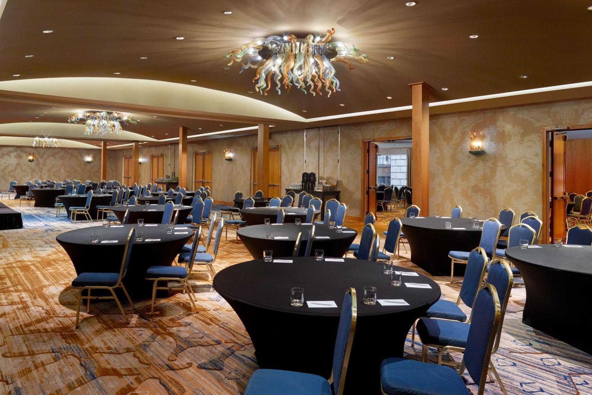 Renaissance New Orleans Pere Marquette French Quarter Area Hotel מראה חיצוני תמונה