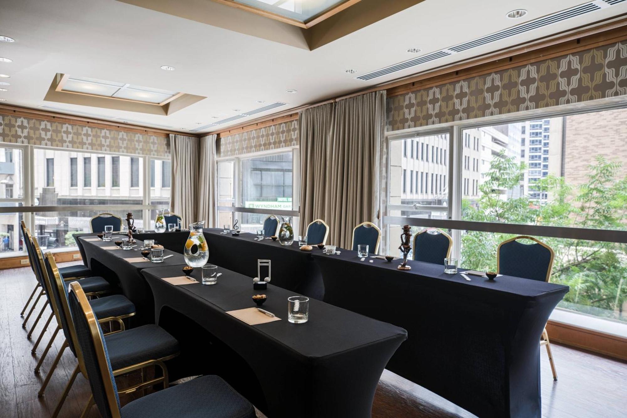 Renaissance New Orleans Pere Marquette French Quarter Area Hotel מראה חיצוני תמונה