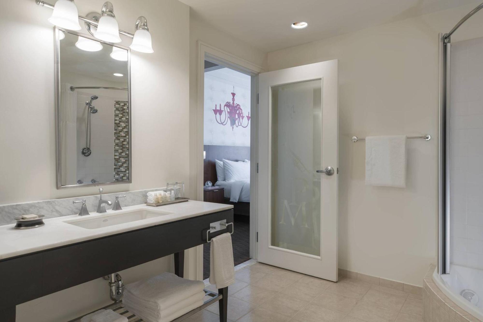 Renaissance New Orleans Pere Marquette French Quarter Area Hotel מראה חיצוני תמונה