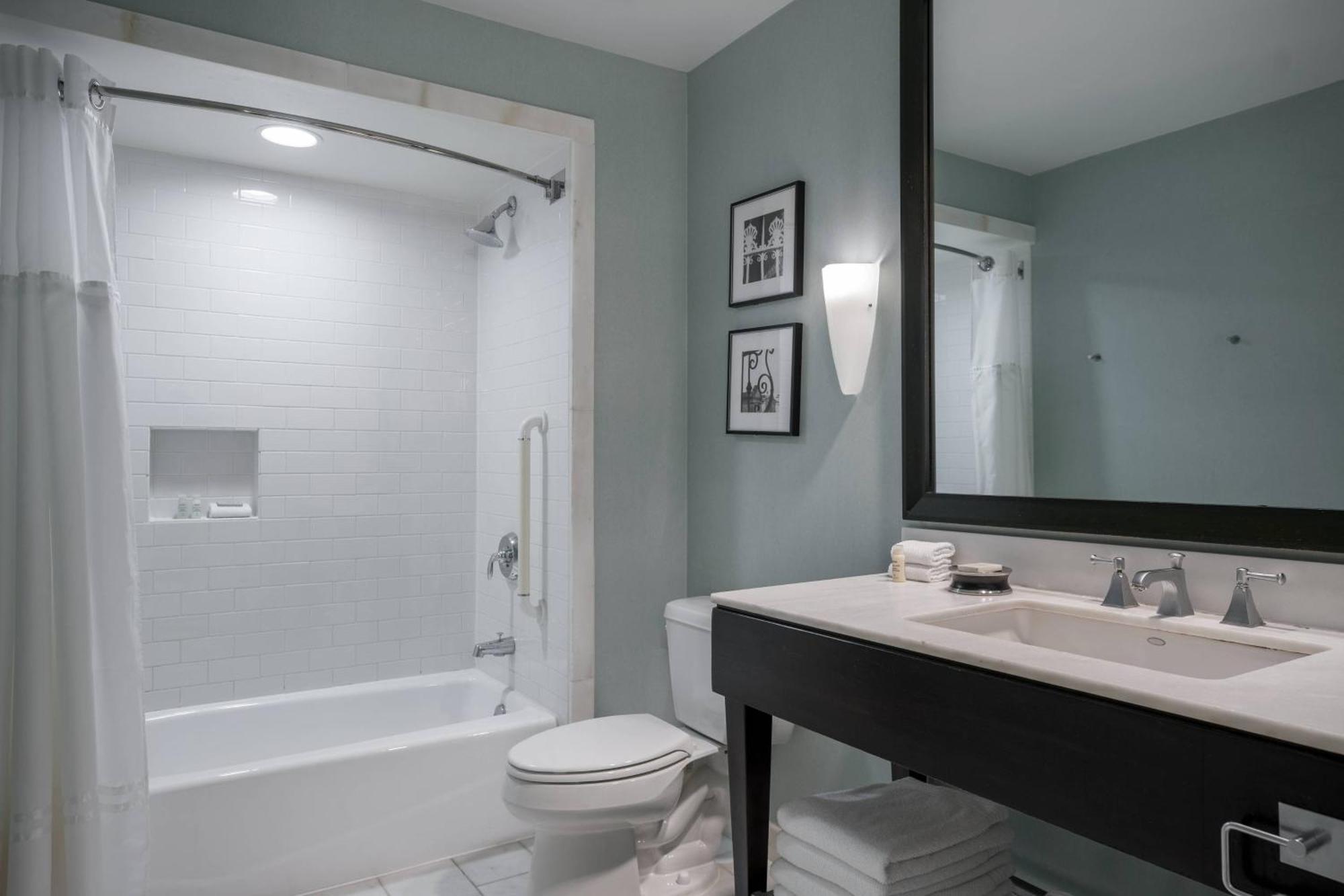 Renaissance New Orleans Pere Marquette French Quarter Area Hotel מראה חיצוני תמונה