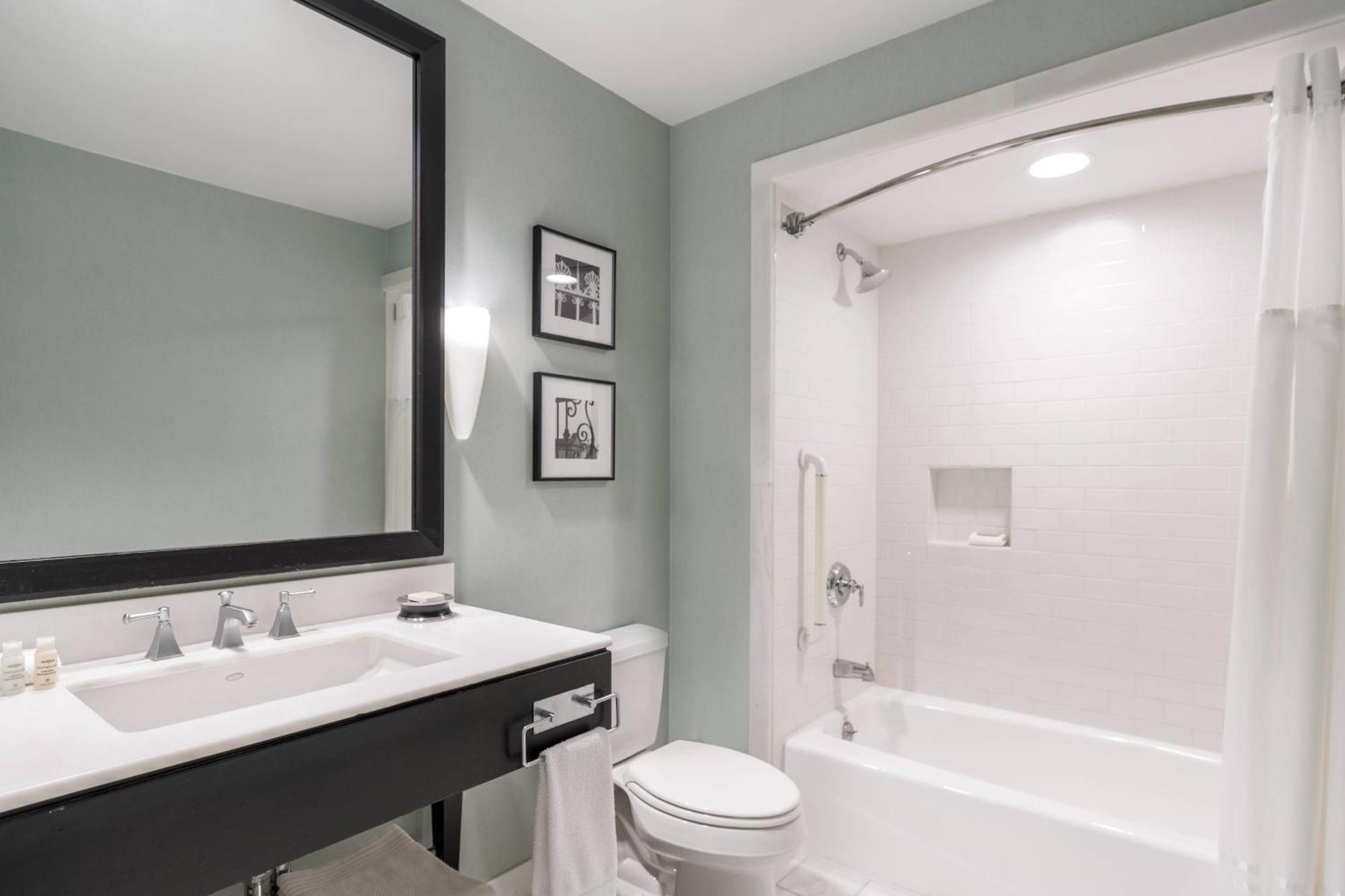 Renaissance New Orleans Pere Marquette French Quarter Area Hotel מראה חיצוני תמונה