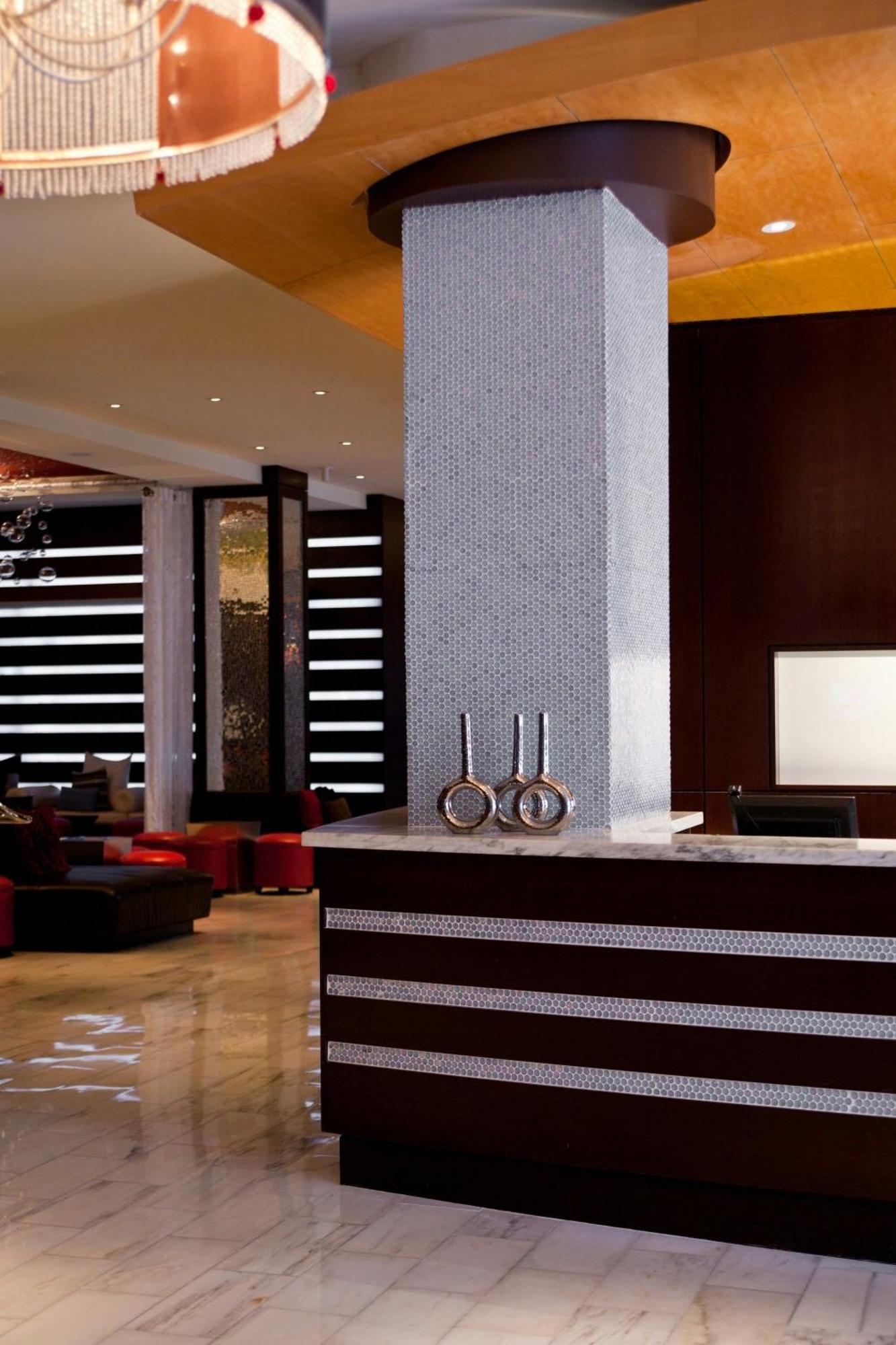 Renaissance New Orleans Pere Marquette French Quarter Area Hotel מראה חיצוני תמונה